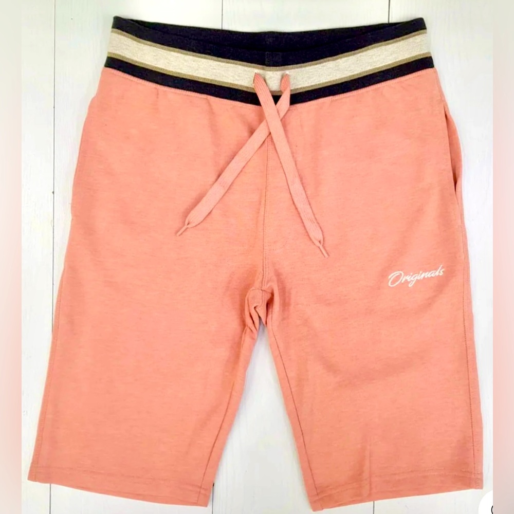 Jack & Jones Originals Men's Elastic Waist Shorts Made From 100% Organic Cotton